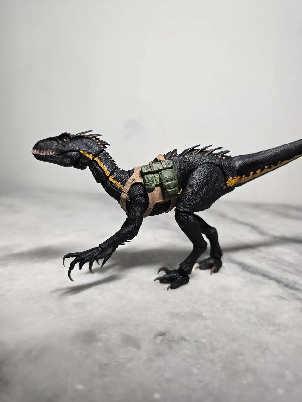 Indoraptor Jurassic world NANMU studios lacrado Hammond - Foto 5