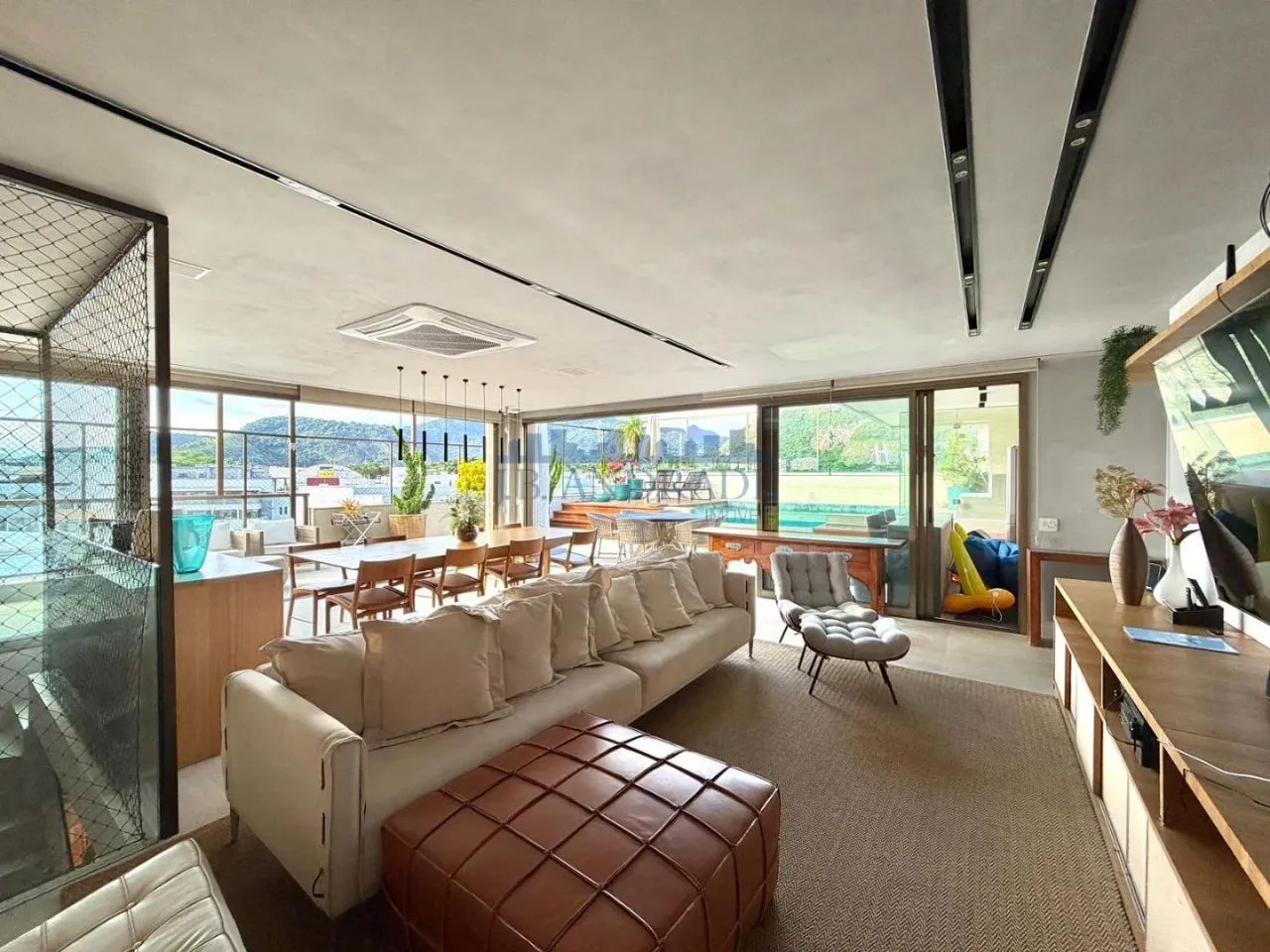 Jardim Oceânico  Cobertura Duplex de Alto Luxo | 4 Suítes | Quadra da Praia | Vista Pedra  - Foto 15