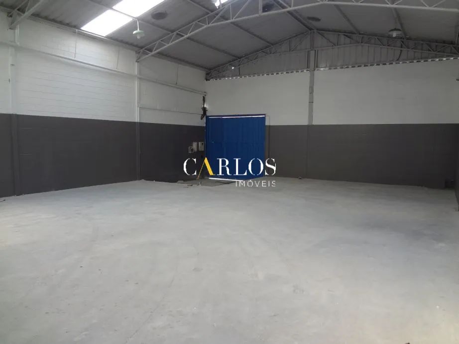 Galpão com entrada por duas ruas - Foto 5