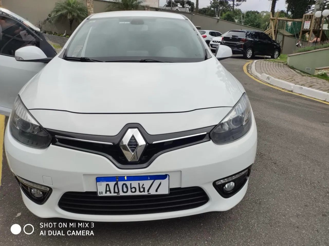 Renault Fluence Sed. Dynamique 2.0 16V Flex Aut. 2015