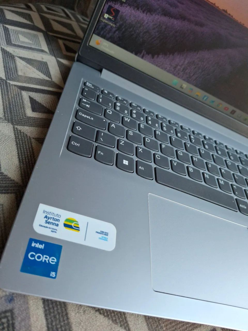 Notebook i5 - Foto 2