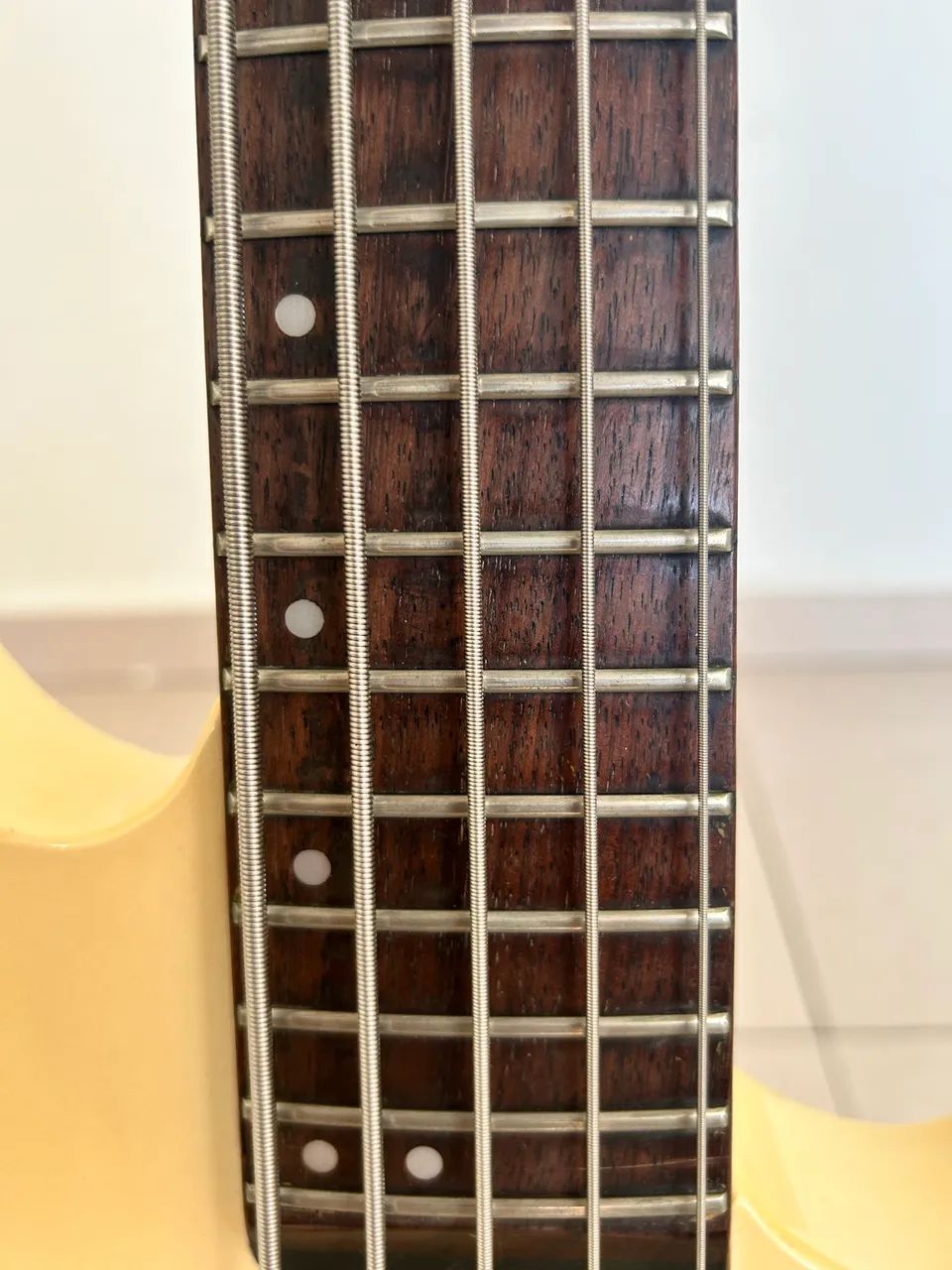 Washburn MB-5 Mercury Series (1992) - 5 Cordas + Case Rígido