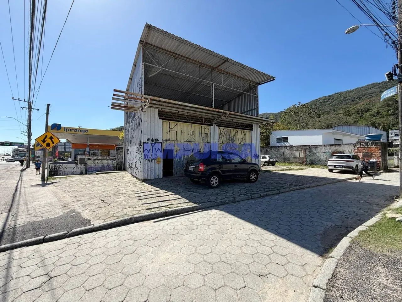 GALPÃO COMERCIAL PARA LOCAÇÃO  RIO TAVARES AMPLO TERRENO