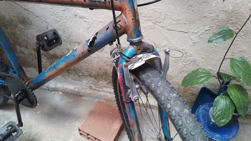 Vendo Bicicleta, aro 26 - Foto 4