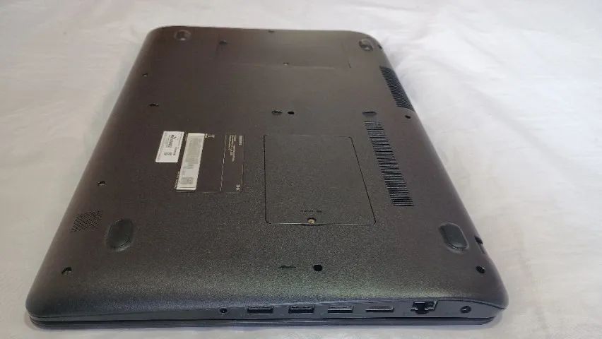 Notebook Samsung Essentials (NP300E5L-KF1BR) - Foto 3