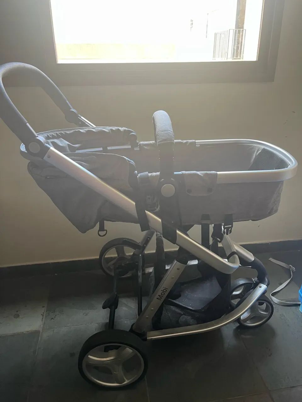 Carrinho e bebê conforto com suporte - Foto 3