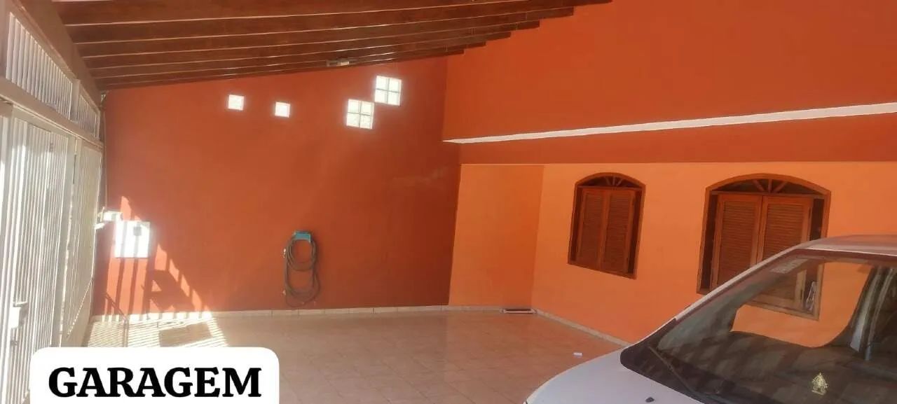 Casa à Venda com 5 Quartos em Taguatinga Norte - Foto 2