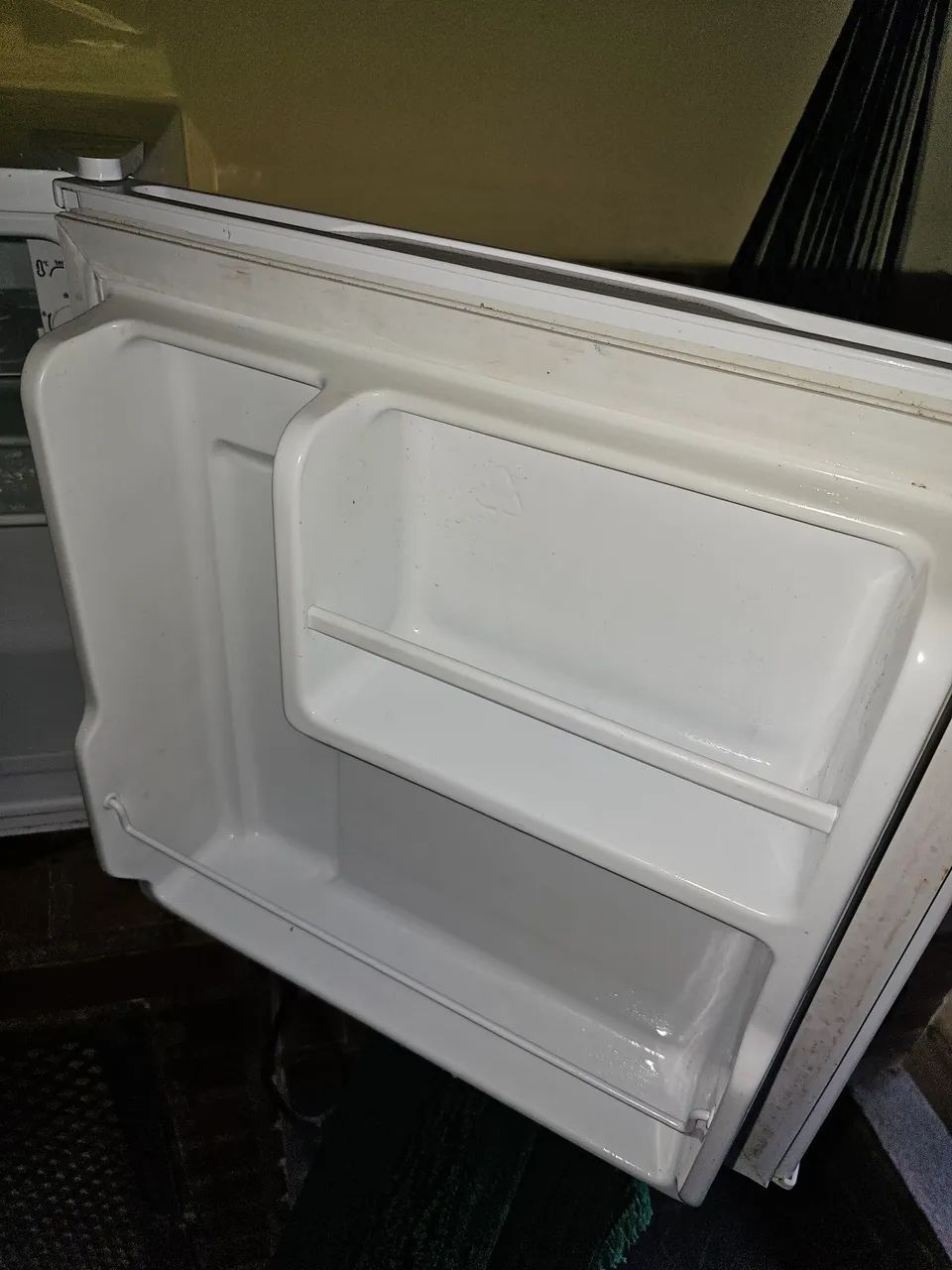 Frigobar em perfeito estado  - Foto 3