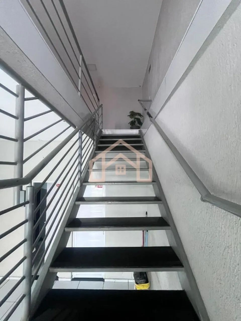 ALUGO SALA COMERCIAL NO BAIRRO PARQUE POTIRA - Foto 4