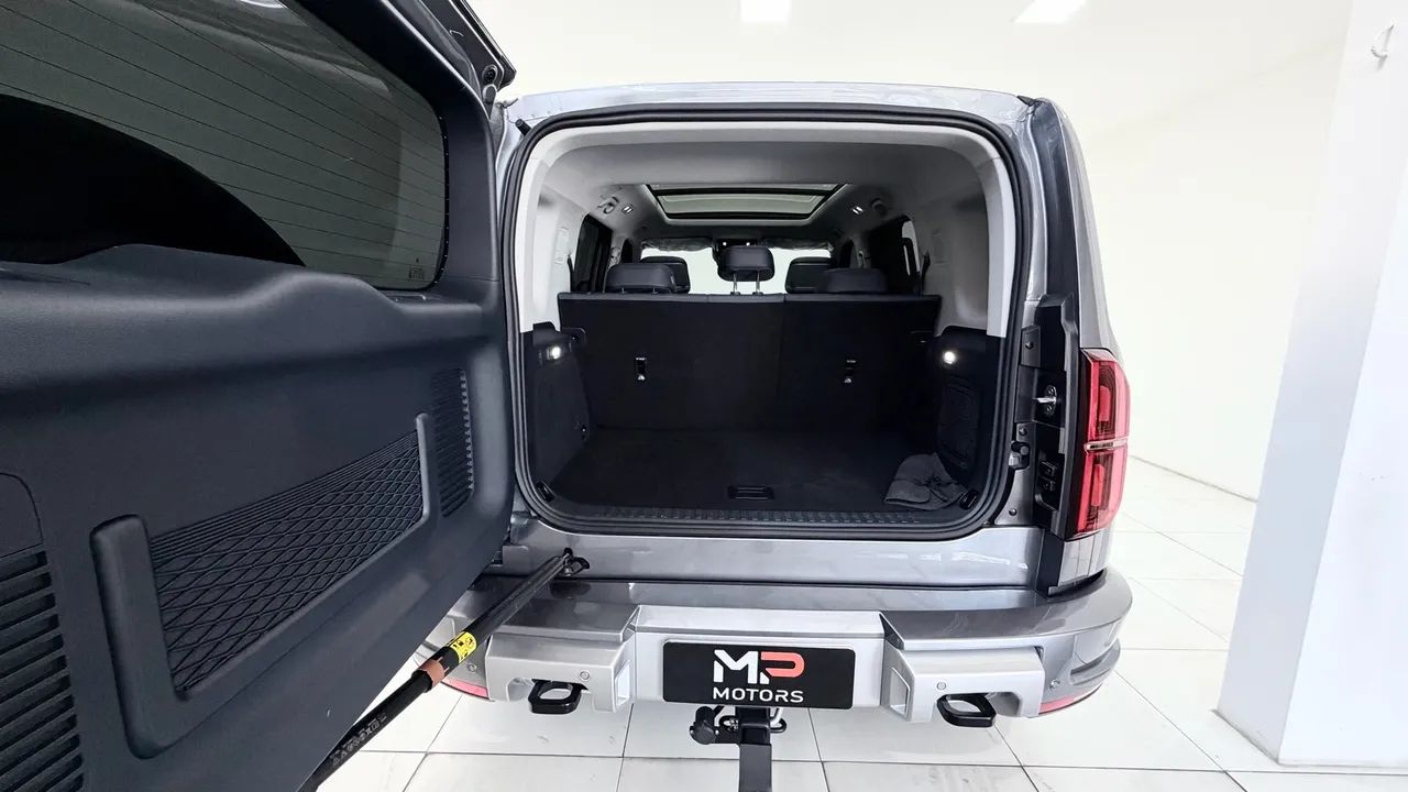 Denza B5 4WD, foto 9 de 10