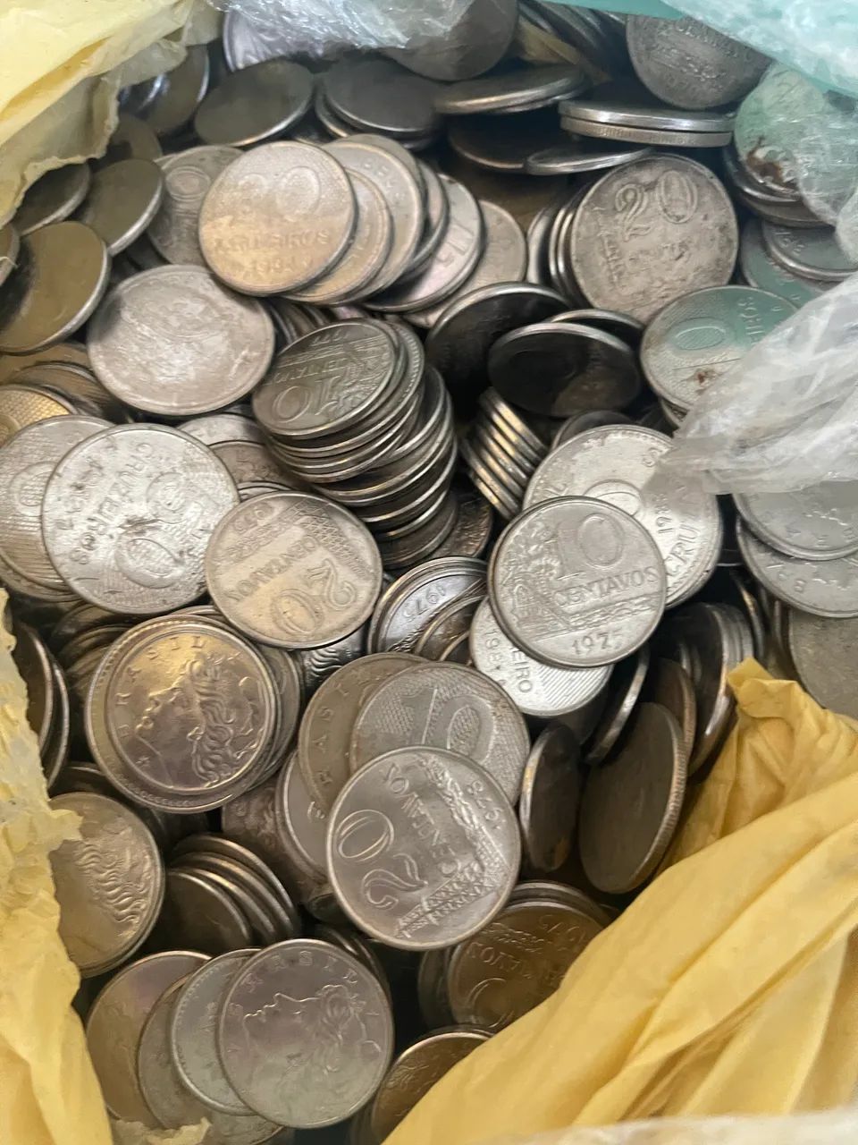 Moedas antigas muitas  - Foto 3