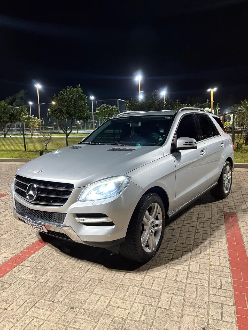 Mercedes-Benz ML-350 Sport CGI 3.5 V6 306cv 4X4 Aut. 2013