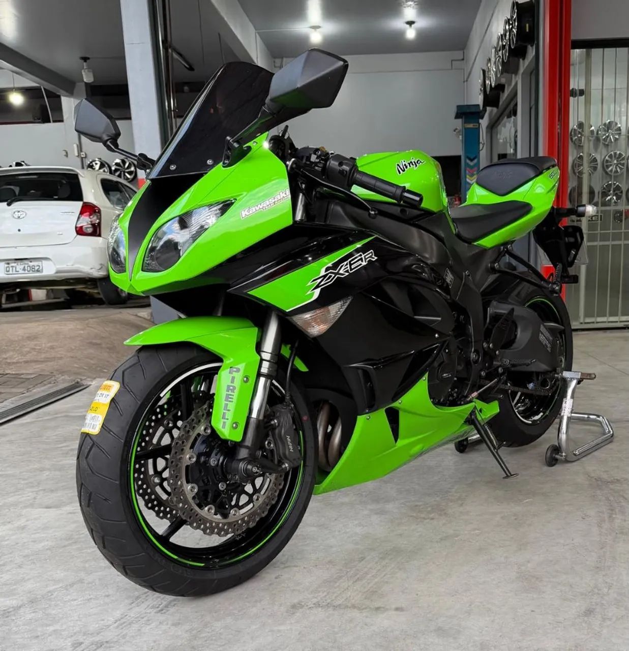 勝勝 Kawasaki Zx-6r 600cc 2012 - 1520636080 | OLX