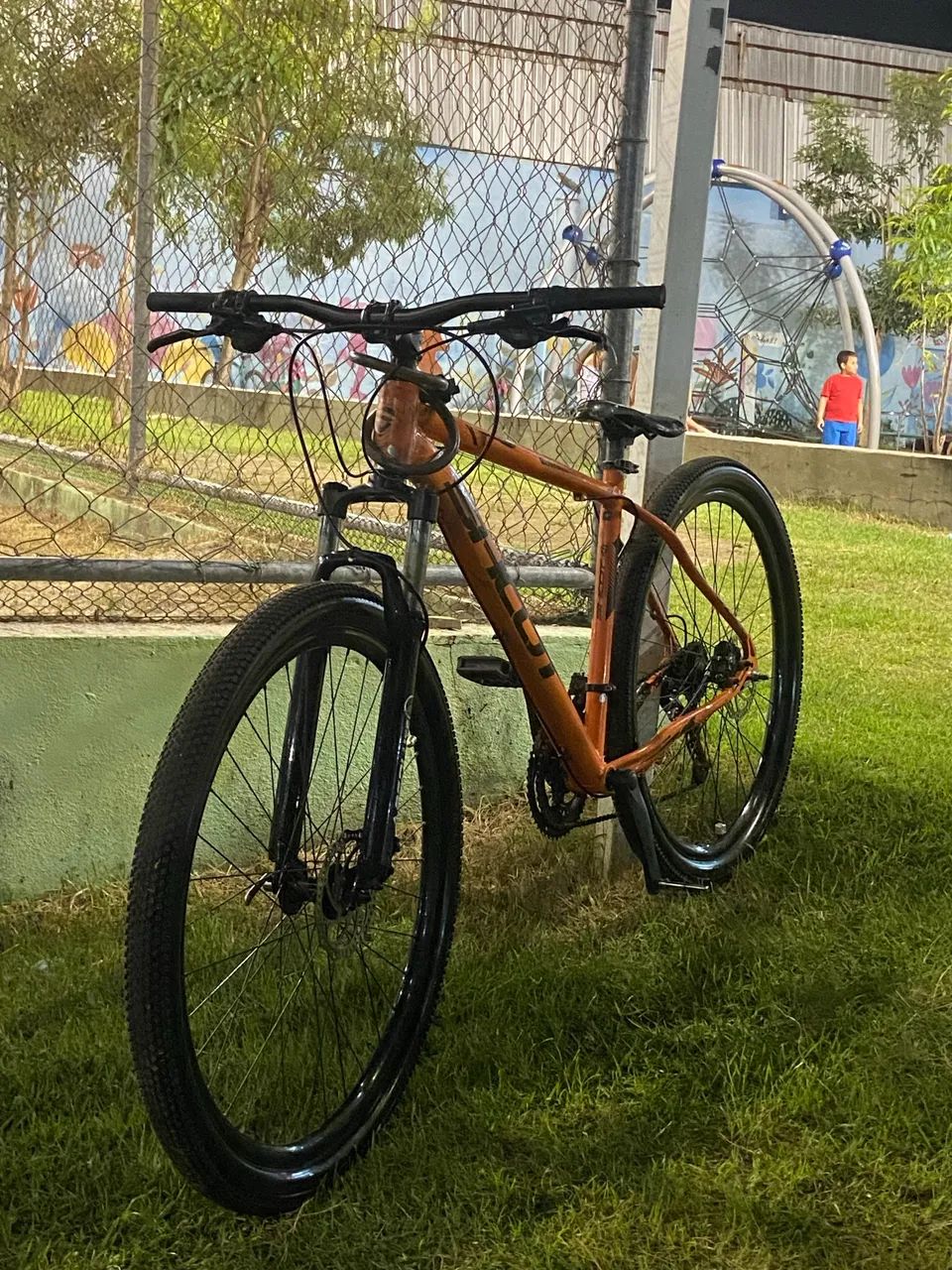 Bicicleta shoot aro 29 com mt200