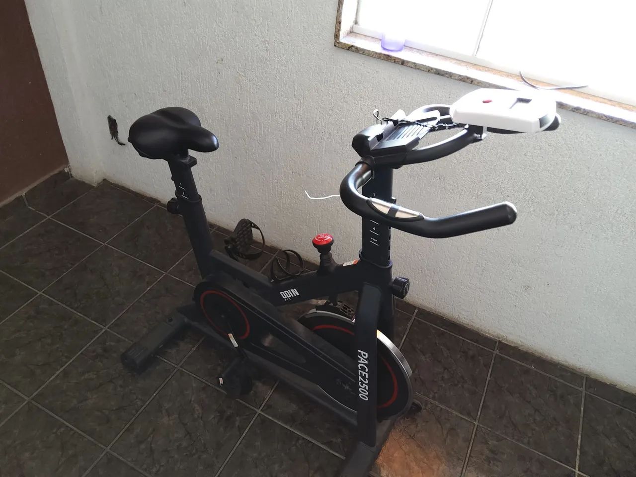 BICICLETA ERGOMÉTRICA  - Foto 2
