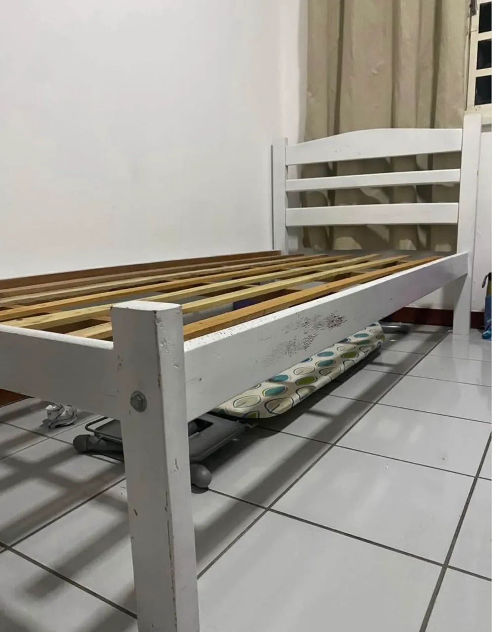 Cama de solteiro completa 