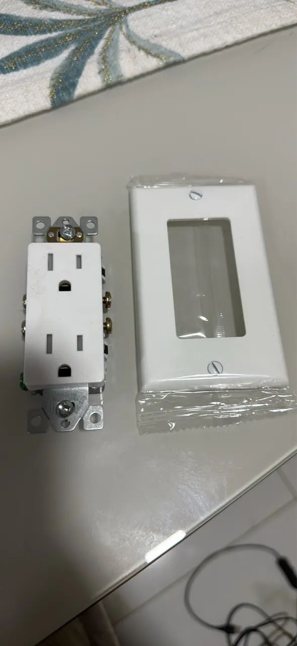 TOMADA 125 volts 15 AMP MODELO AMERICANO  - Foto 3
