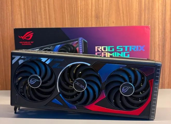 RTX 4070 Ti 12GB ROG STRIX