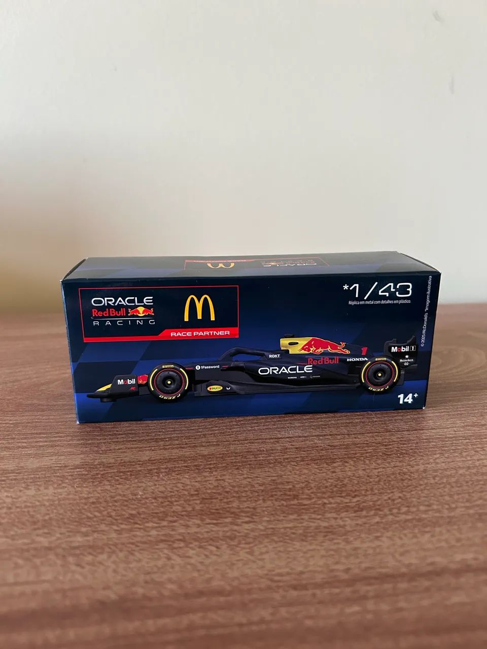 Fórmula 1 McDonalds Red Bull - Foto 3