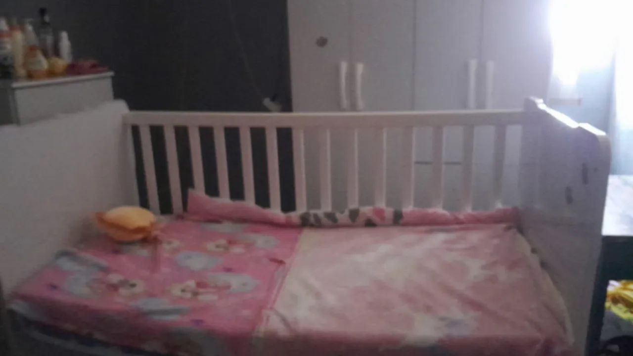 Vendo berço com colchão +andajar  - Foto 2