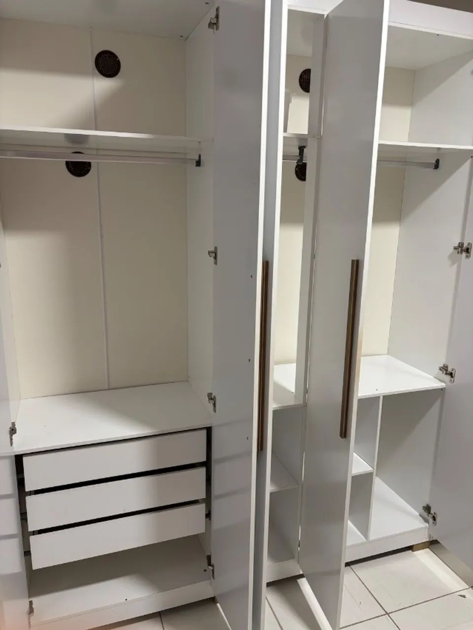 Guarda-Roupa Casal Branco - Foto 3