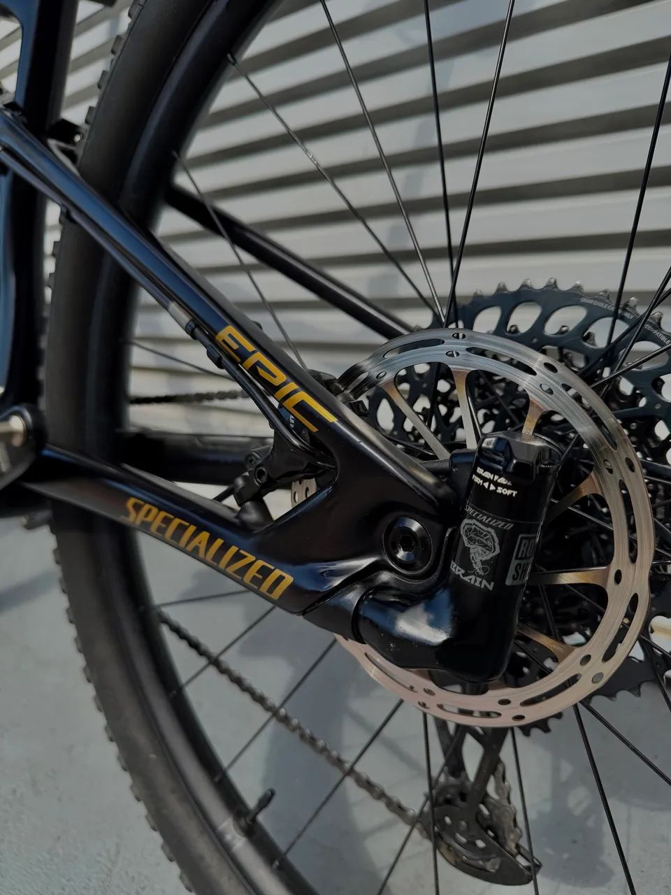 Bicicleta Specialized Epic Comp Carbon - Foto 3