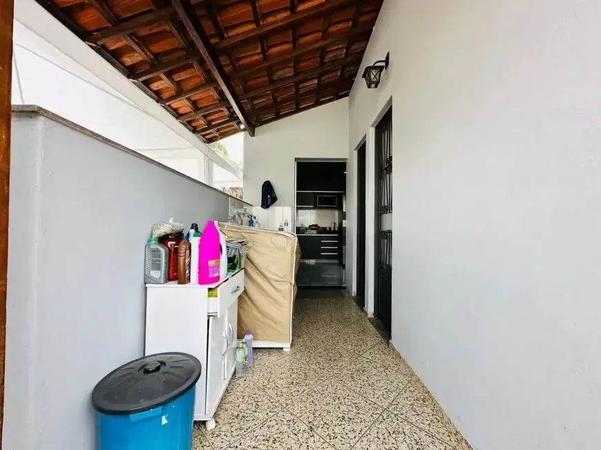 Casa com 3 quartos sendo 1 suíte 3 banheiros 2 vagas - Foto 5