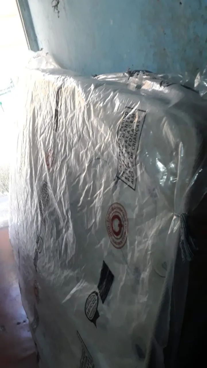 Cama de casal com colchão  - Foto 4