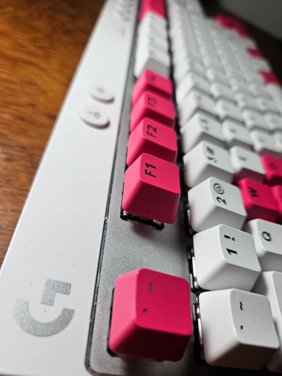 Teclado LOGITECH TKL PRO X RAPID (magnetico) branco - Foto 3