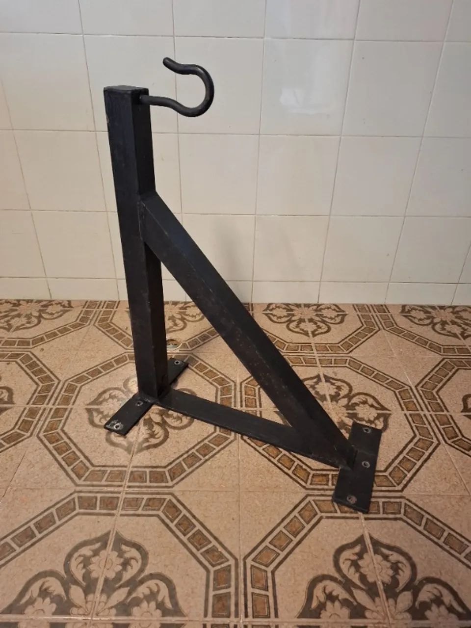 Suporte de saco de boxe e barra fixa de exercicio