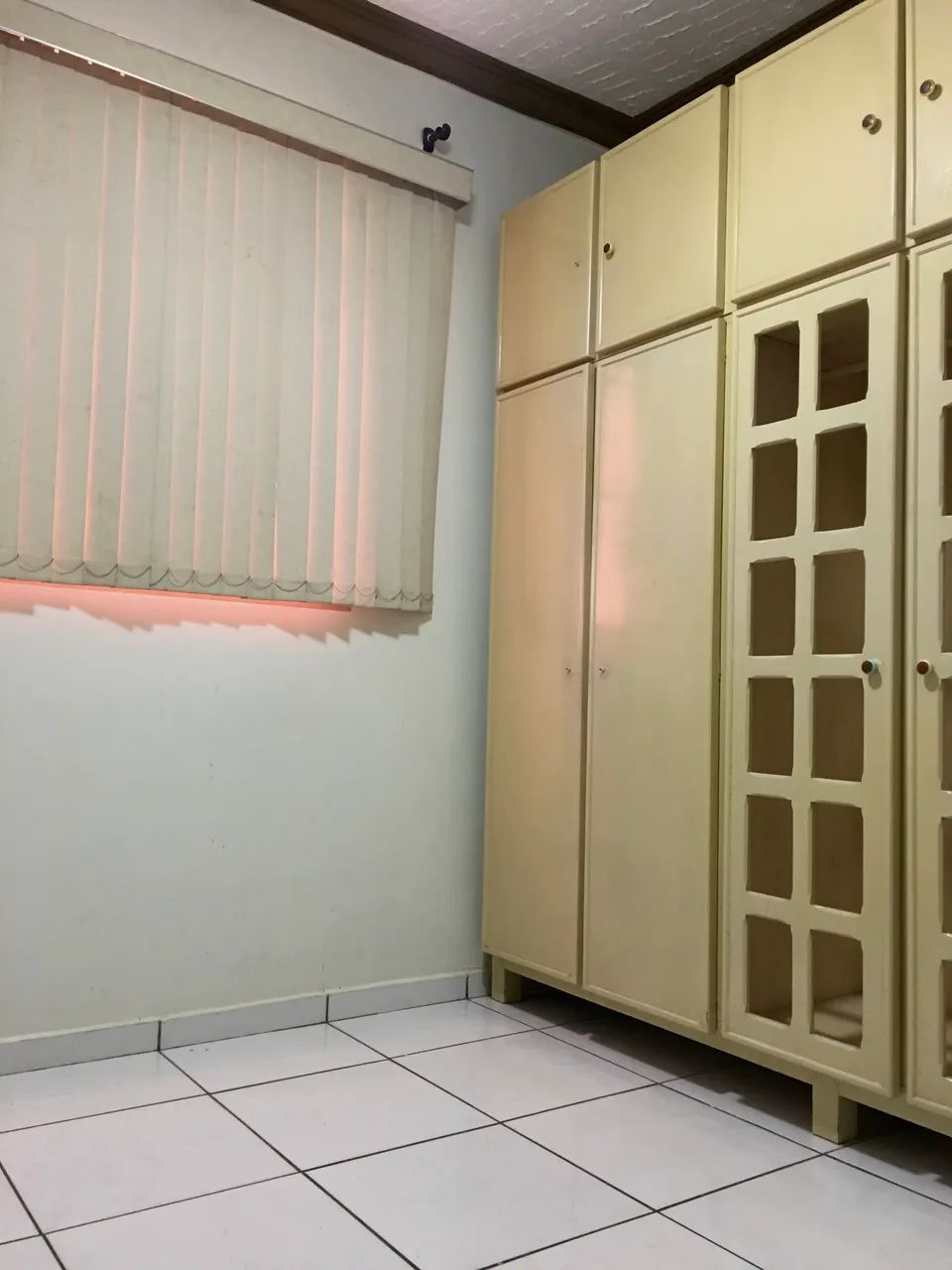 Guarda-roupa em Madeira - Foto 2