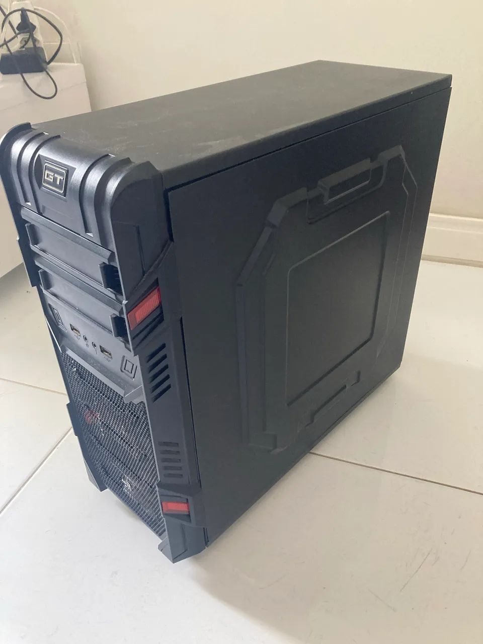 Gabinete Aerocool GT  - Foto 4
