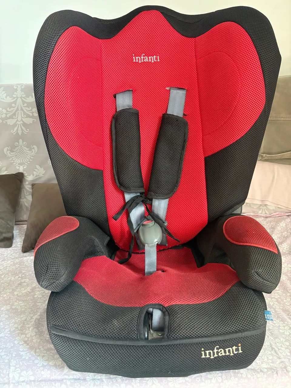Cadeirinha para carro marca Infanti