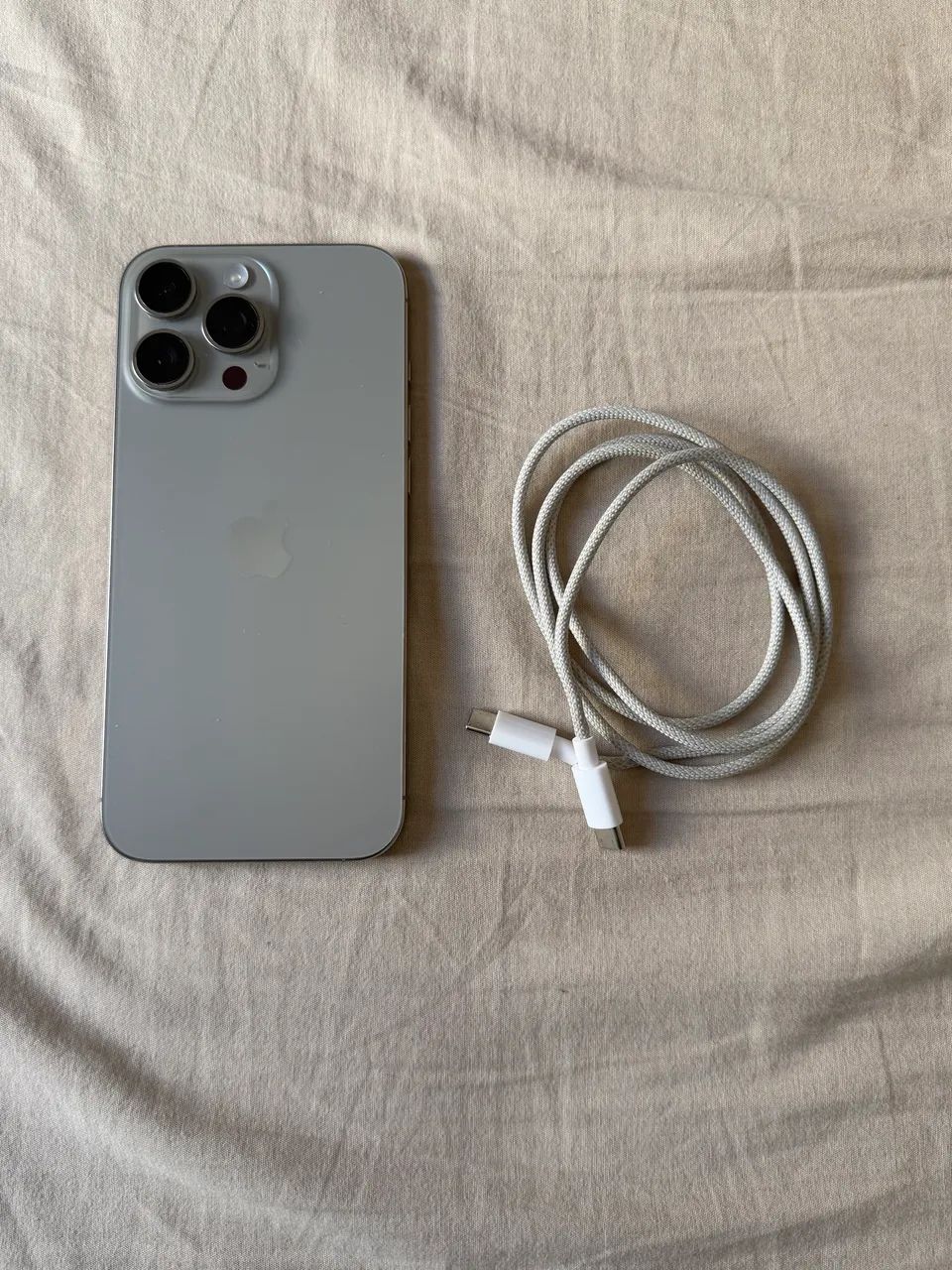 Iphone 16 pro max - Foto 3