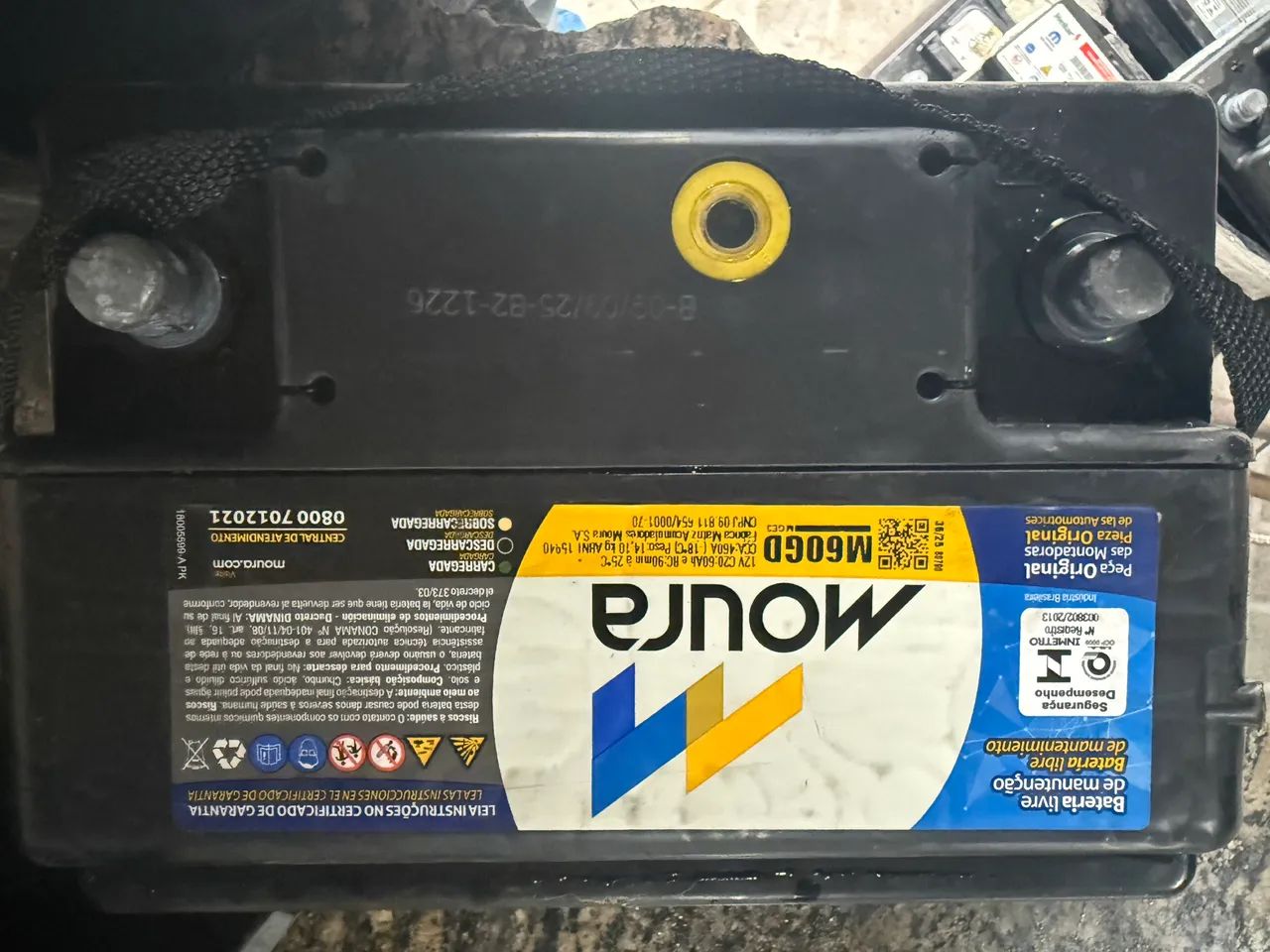 Bateria 60 amp moura 