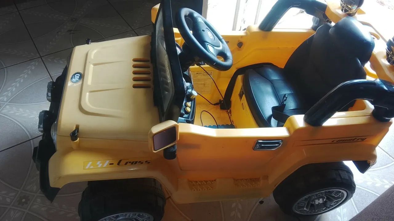 Carrinho eletrico de criança 