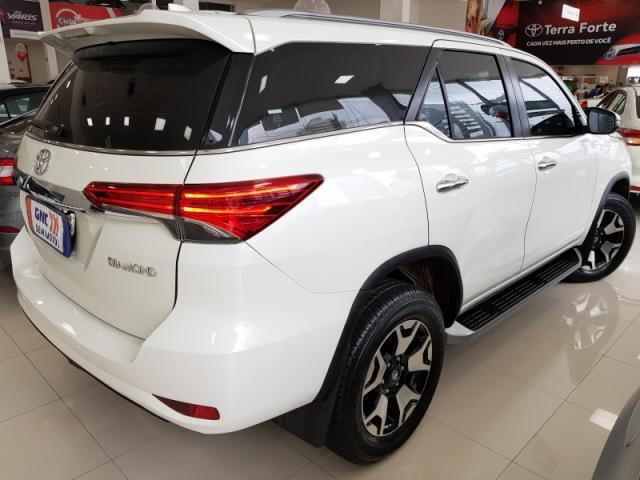 TOYOTA HILUX SW4 2.8 SRX DIAMOND 4X4 7 LUGARES 16V TURBO INTERCOOLER DIESEL 4. - Foto 3