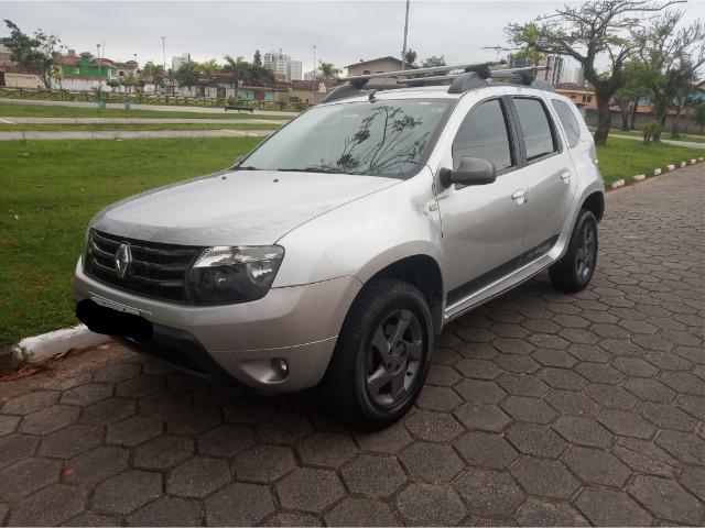Duster 2.0 4x2 completa - Modelo 2014