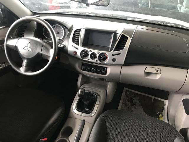 Triton 2.4 HLS - Manual (Flex) - Bem Conservado - Foto 8