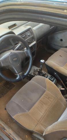 Carro scort 1.8 ap alcoo6