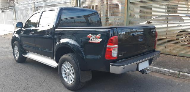 Toyota - Hilux CD Srv 4x4 Diesel Automático Completo 2014/2015 - Foto 6