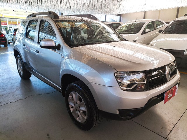 DUSTER 1.6 EXPRESSION MANUAL FLEX COMPLETA  IGUAL 0 KM 