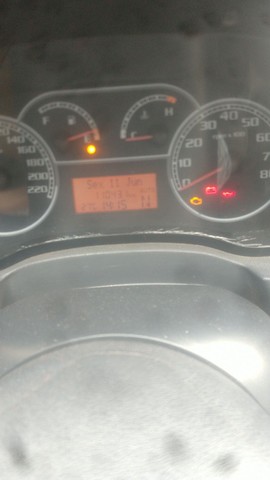 VENDO SIENA ELX SEDAN 1.6