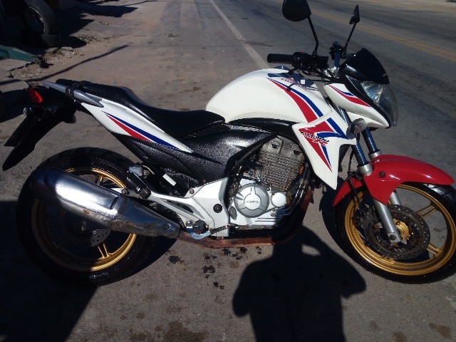 MOTO HONDA CBR 300 2015 NOVA