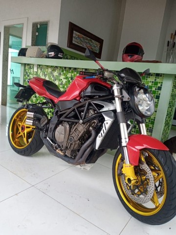 MV AUGUSTA 910S BRUTALE