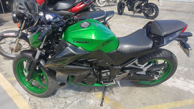 KAWASAKI Z300