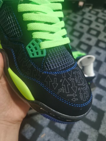Air Jordan 4 Retro Doernbecher "Superman" - Foto 4