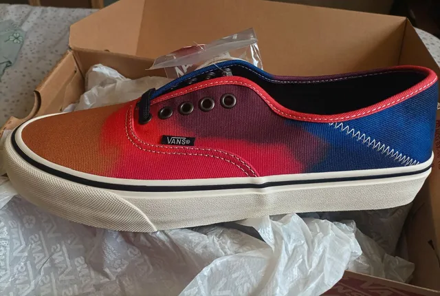 Tênis Vans Authentic 