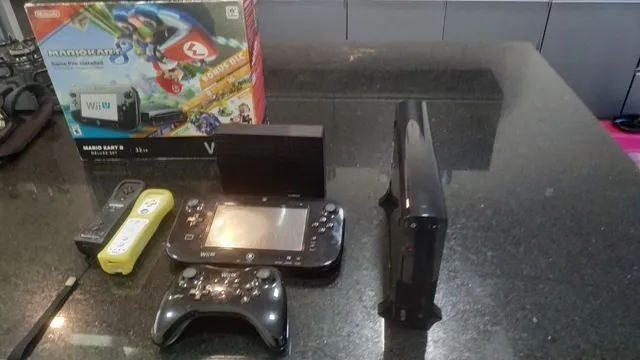 Nintendo Wii U Preto Desbloqueado Completo Na Caixa Com Jogos Instalados