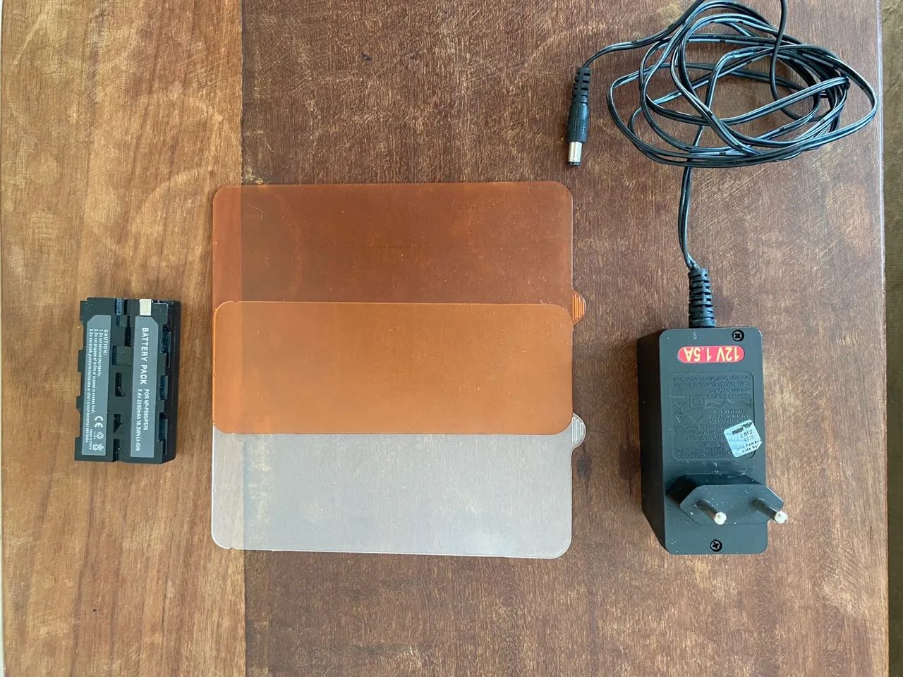 Kit completo - Iluminador Led Yongnuo Yn300 III - Foto 4